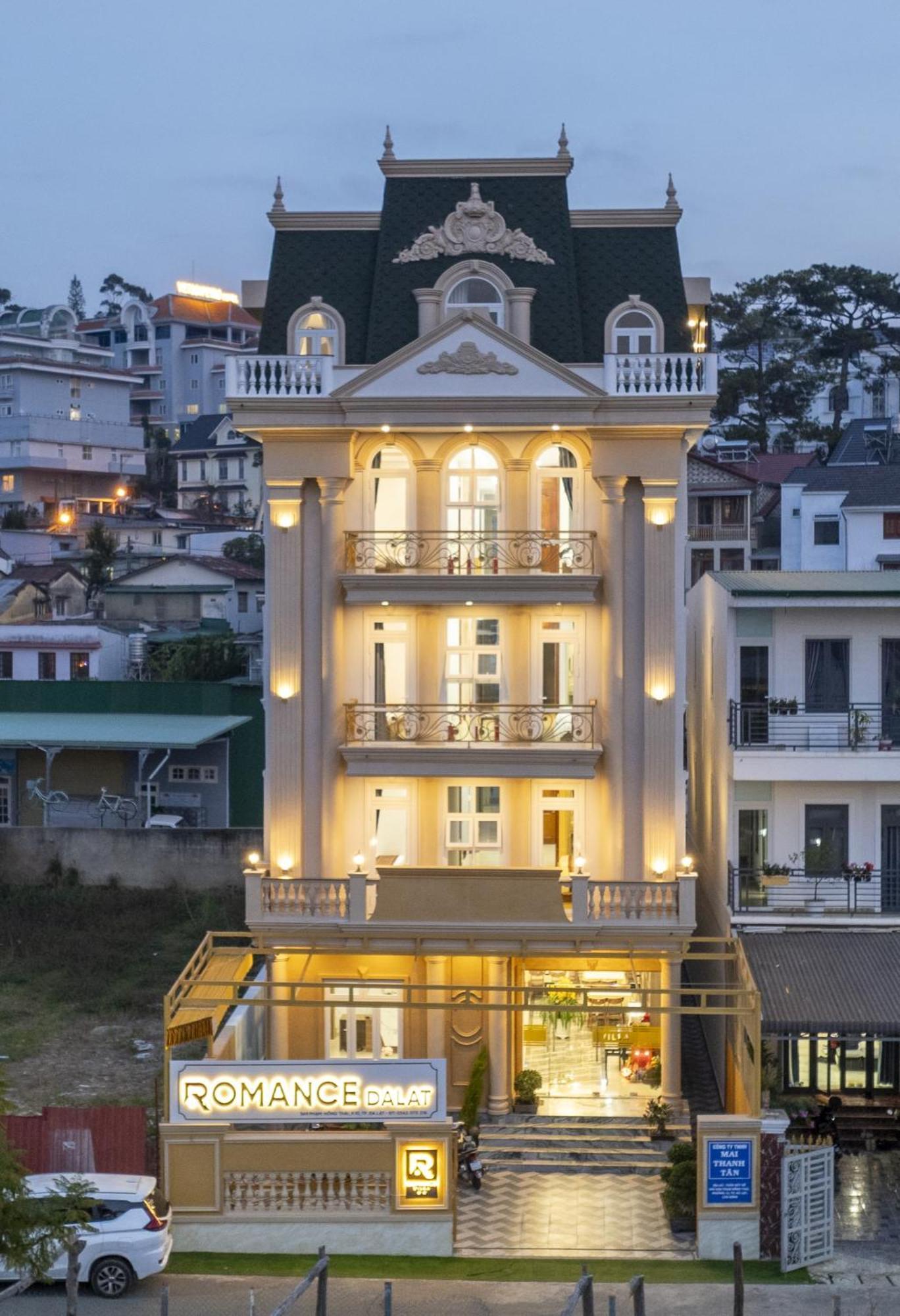 Romance Hotel Dalat エクステリア 写真
