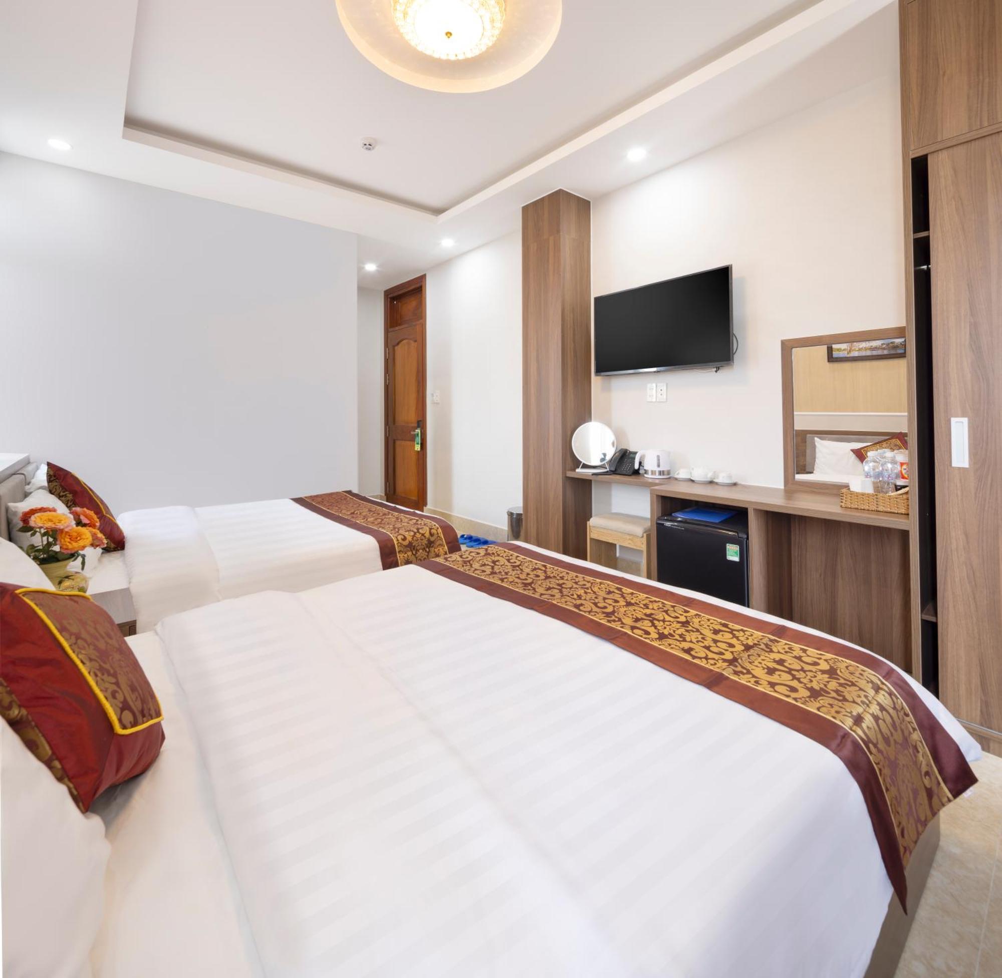 Romance Hotel Dalat エクステリア 写真