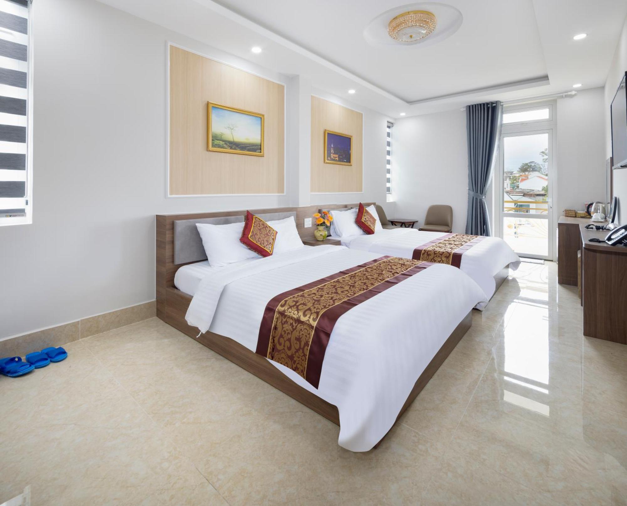 Romance Hotel Dalat エクステリア 写真